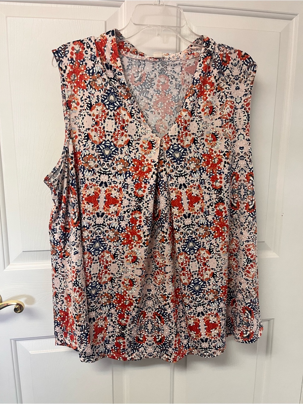 Sleeveless V-Neck Printed Tunic Top - Red & Navy